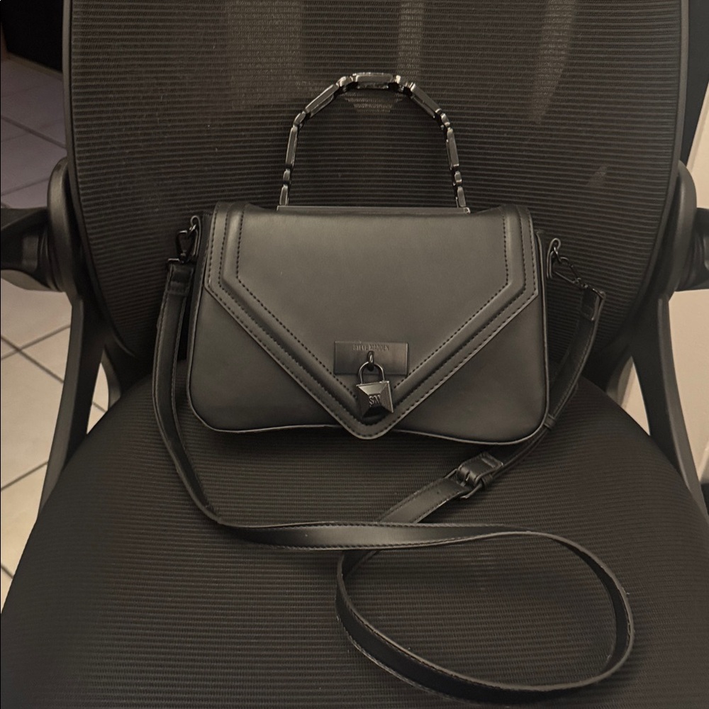 Steve Madden BGINEVRA satchel/crossbody in all black